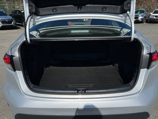 Used 2025 Toyota Corolla LE image 16