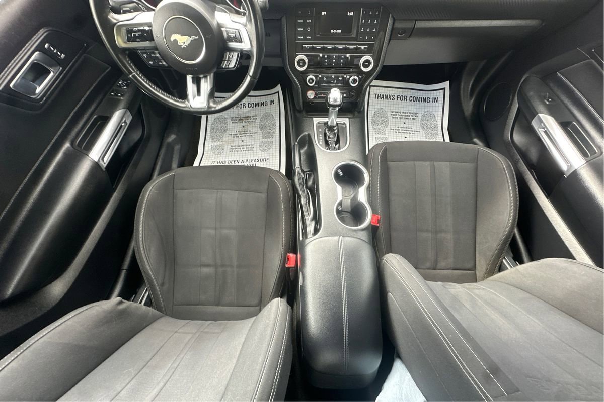 Used 2018 Ford Mustang Coupe image 14