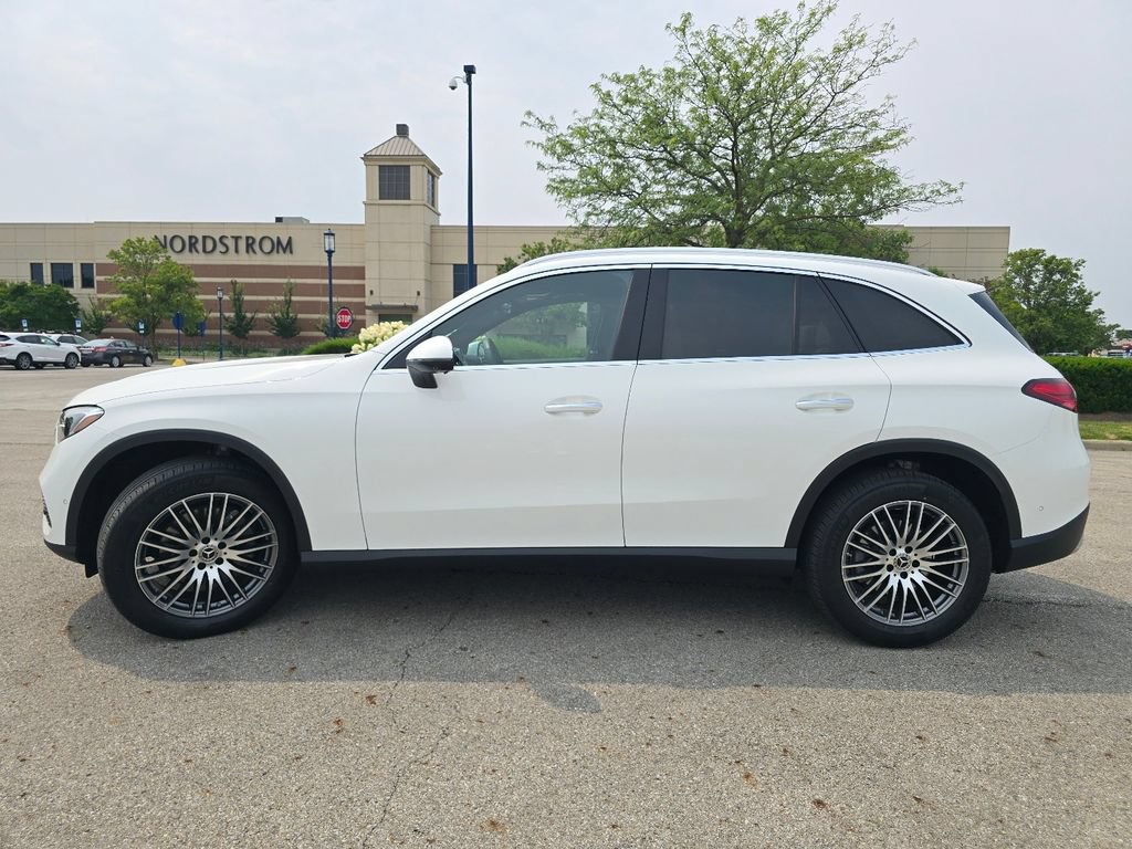 Used 2026 Mercedes-Benz GLC 300 4MATIC image 17