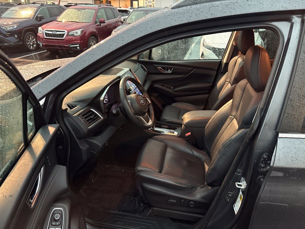 Used 2023 Subaru Ascent Limited AWD/4WD image 7