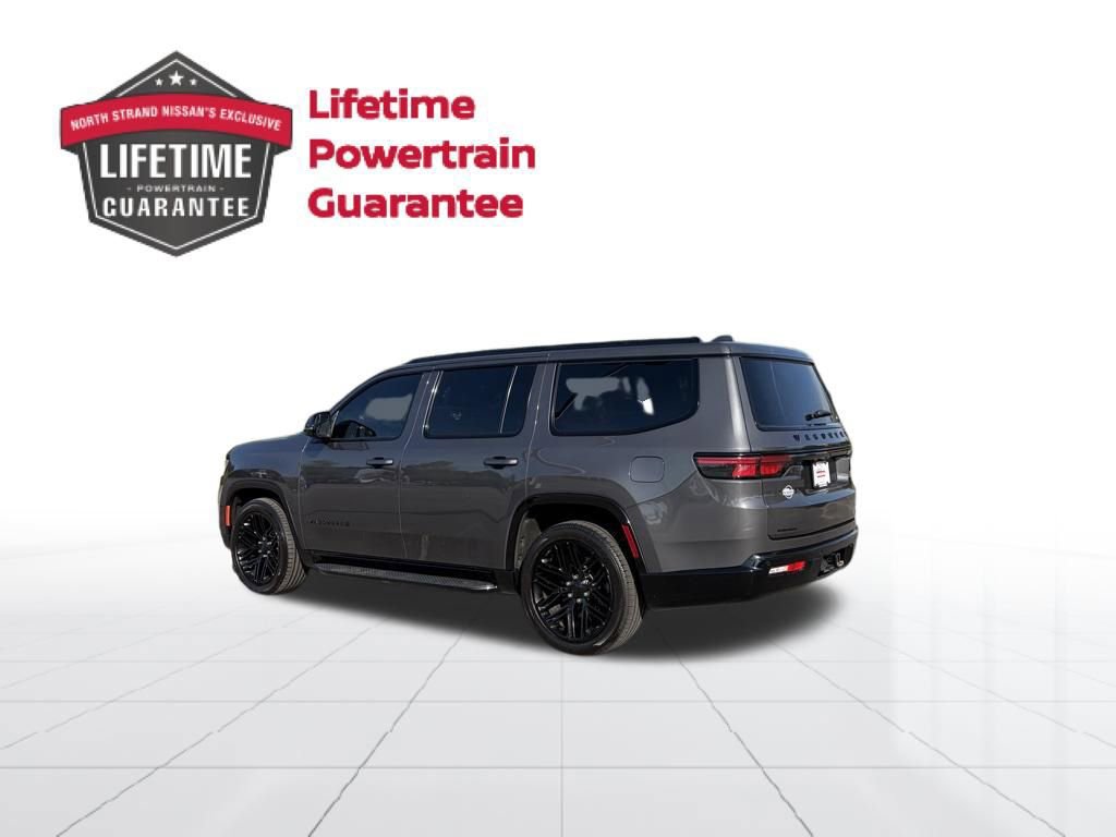 Used 2023 Jeep Wagoneer Series II AWD/4WD image 3