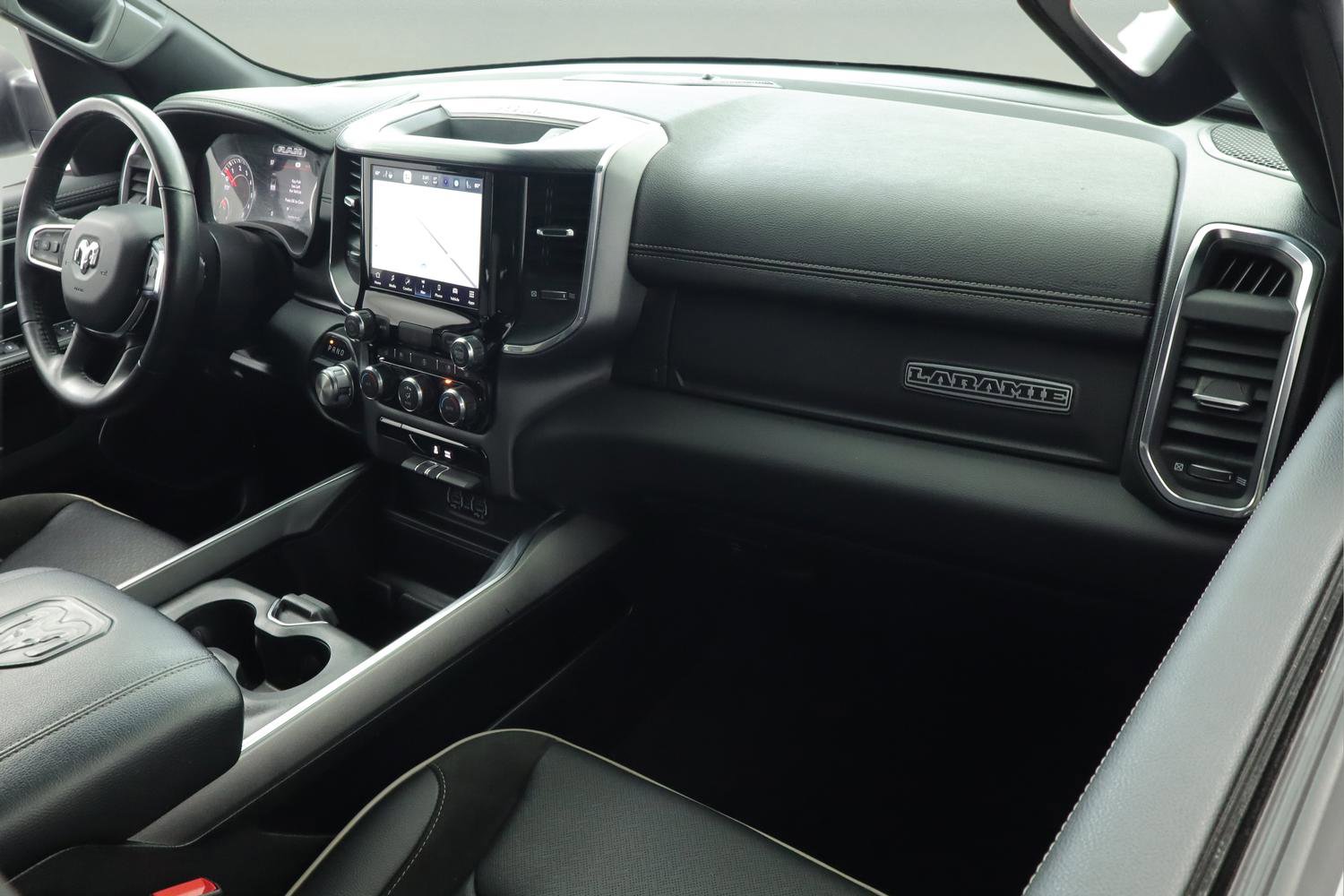 Used 2024 RAM 1500 Laramie image 16