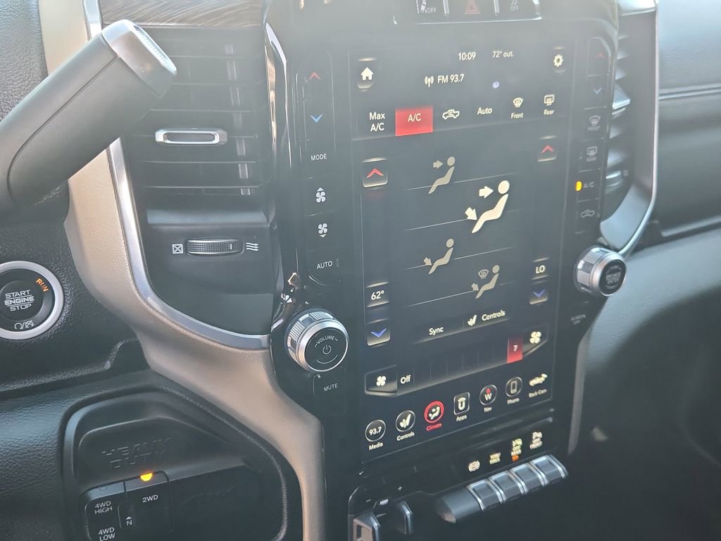 Used 2020 RAM 2500 Laramie AWD/4WD image 24