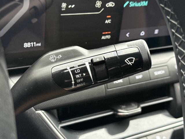 Used 2025 Kia K4 EX FWD image 25
