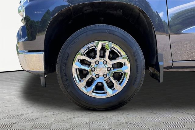 Used 2023 Chevrolet Silverado 1500 LT AWD/4WD image 21