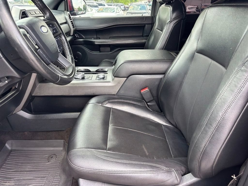 Used 2021 Ford Expedition XLT AWD/4WD image 14