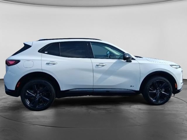 Used 2024 Buick Envision Sport Touring AWD/4WD image 4