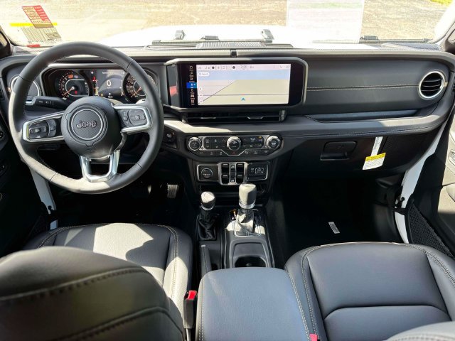 New 2027 Jeep Wrangler Unlimited Sahara AWD/4WD image 2