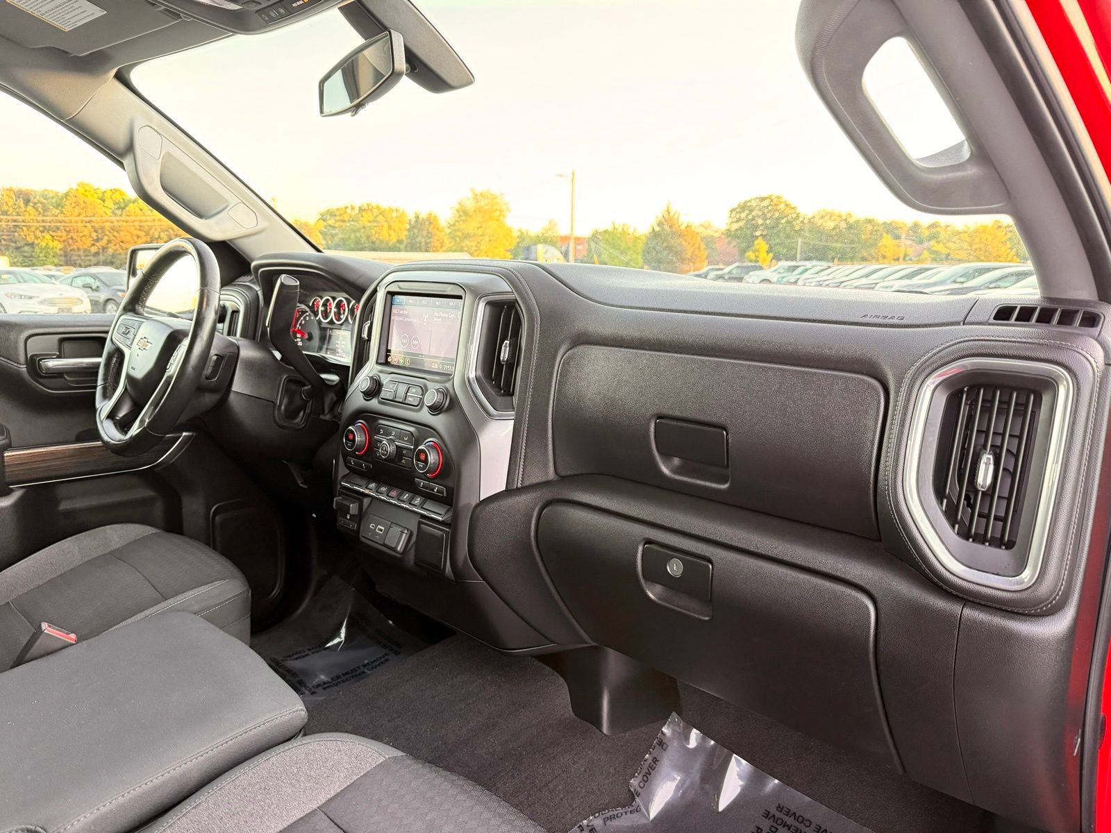 Used 2019 Chevrolet Silverado 1500 LT w/ All-Star Edition AWD/4WD image 27
