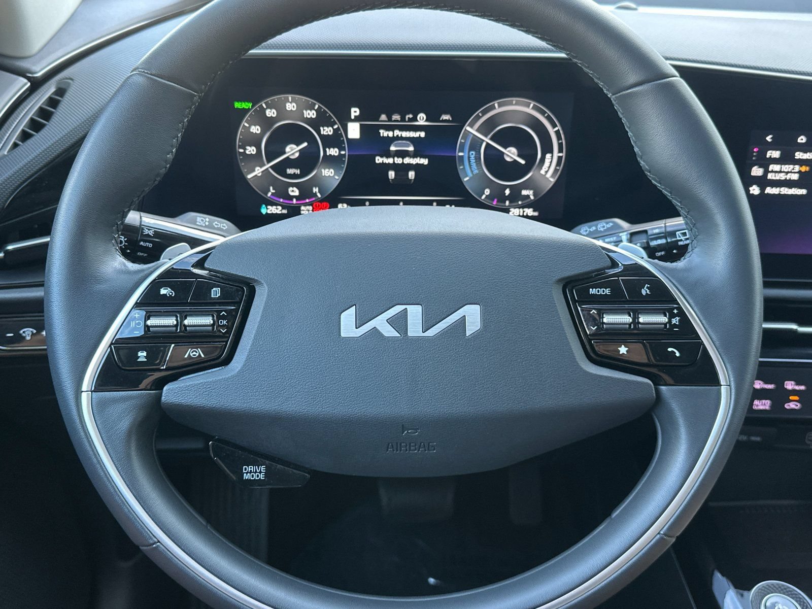 Used 2023 Kia Niro Wind FWD image 24