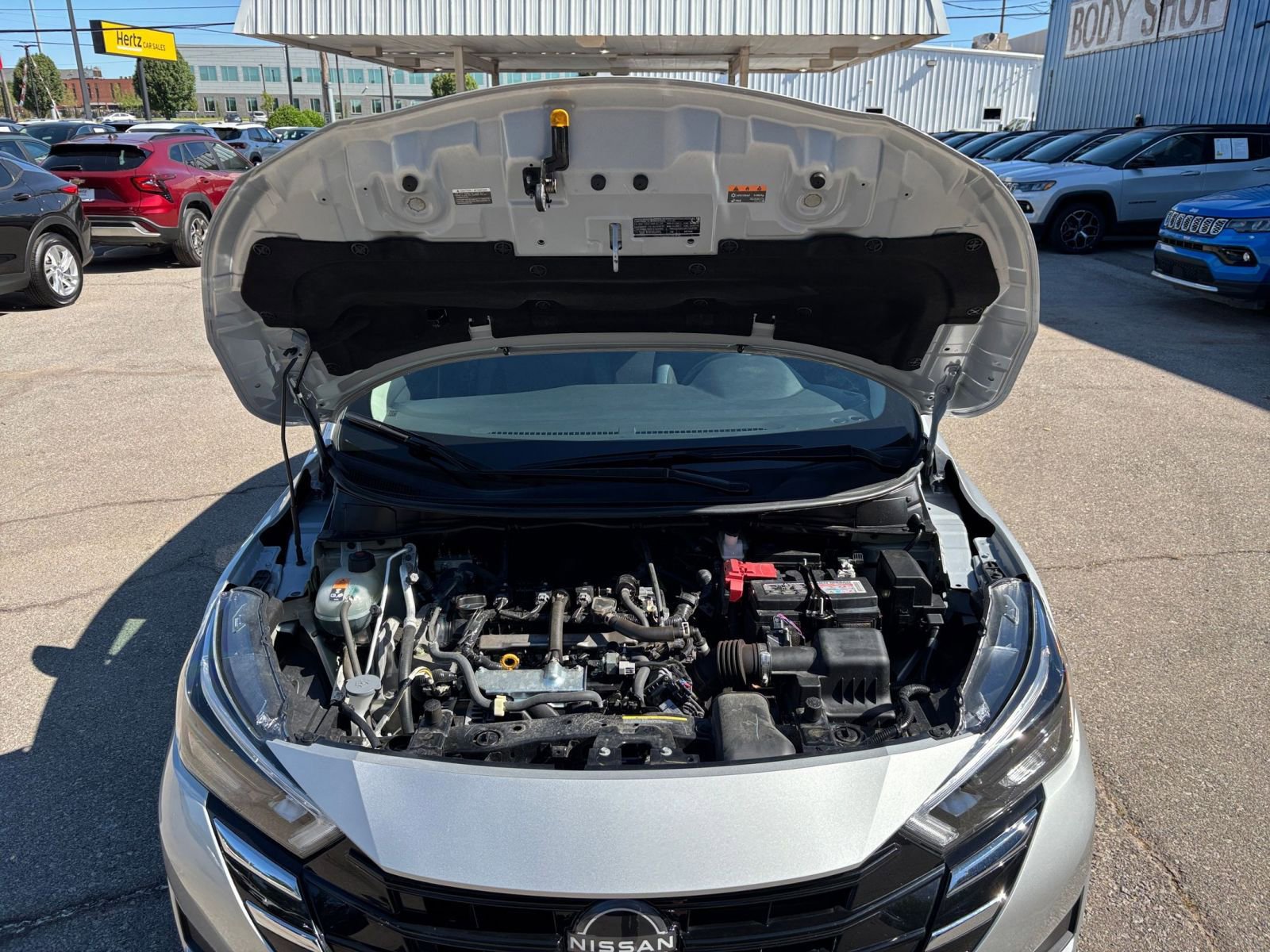 Used 2025 Nissan Versa SV FWD image 30