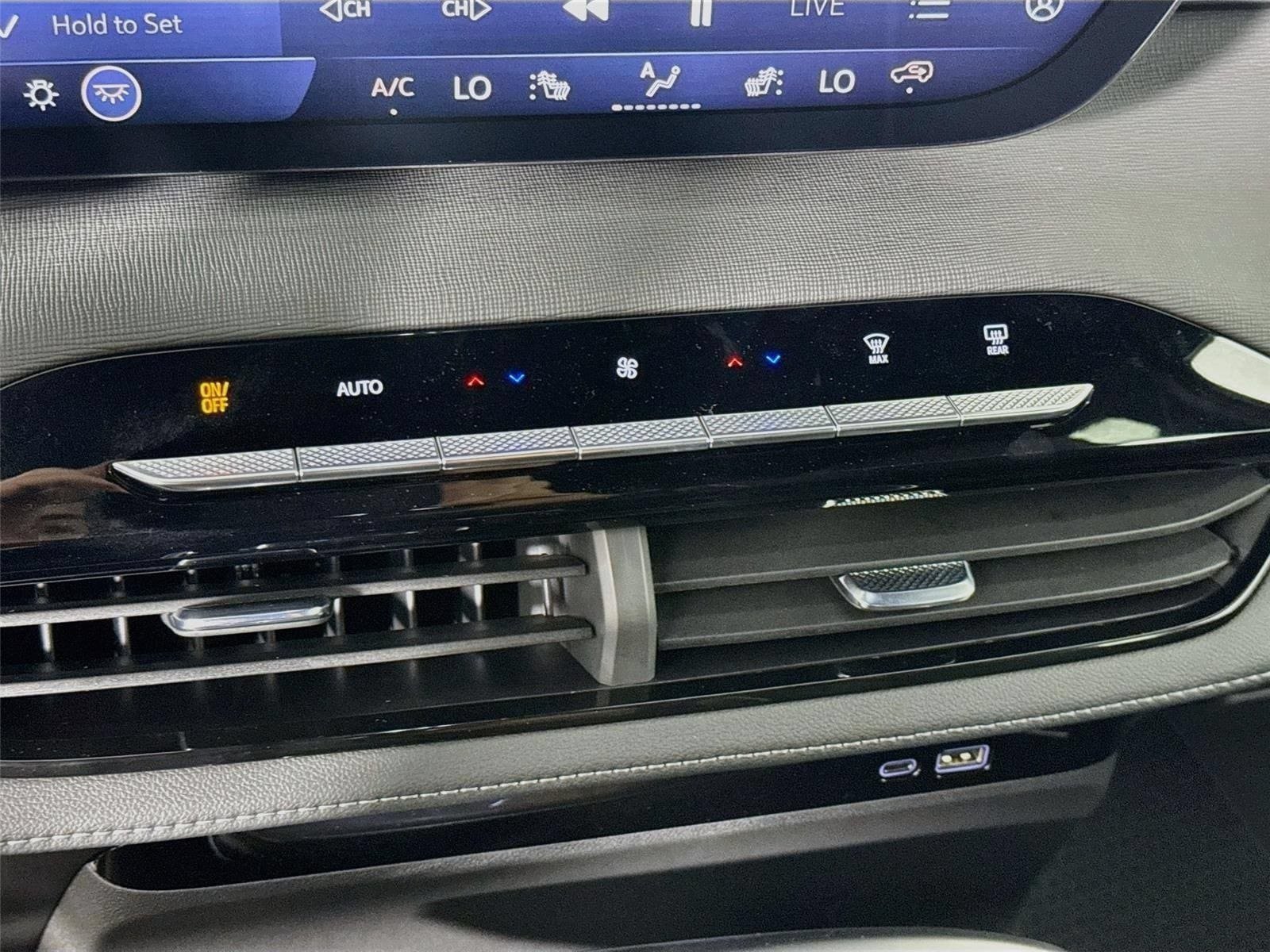 New 2026 Buick Enclave Sport Touring FWD image 17