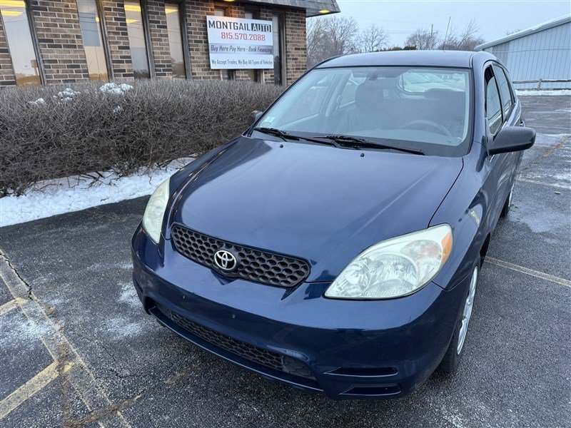 Used 2004 Toyota Matrix XR image 2