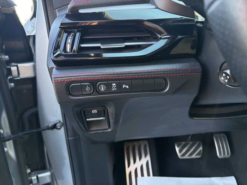 Used 2025 Acura MDX A-Spec image 25