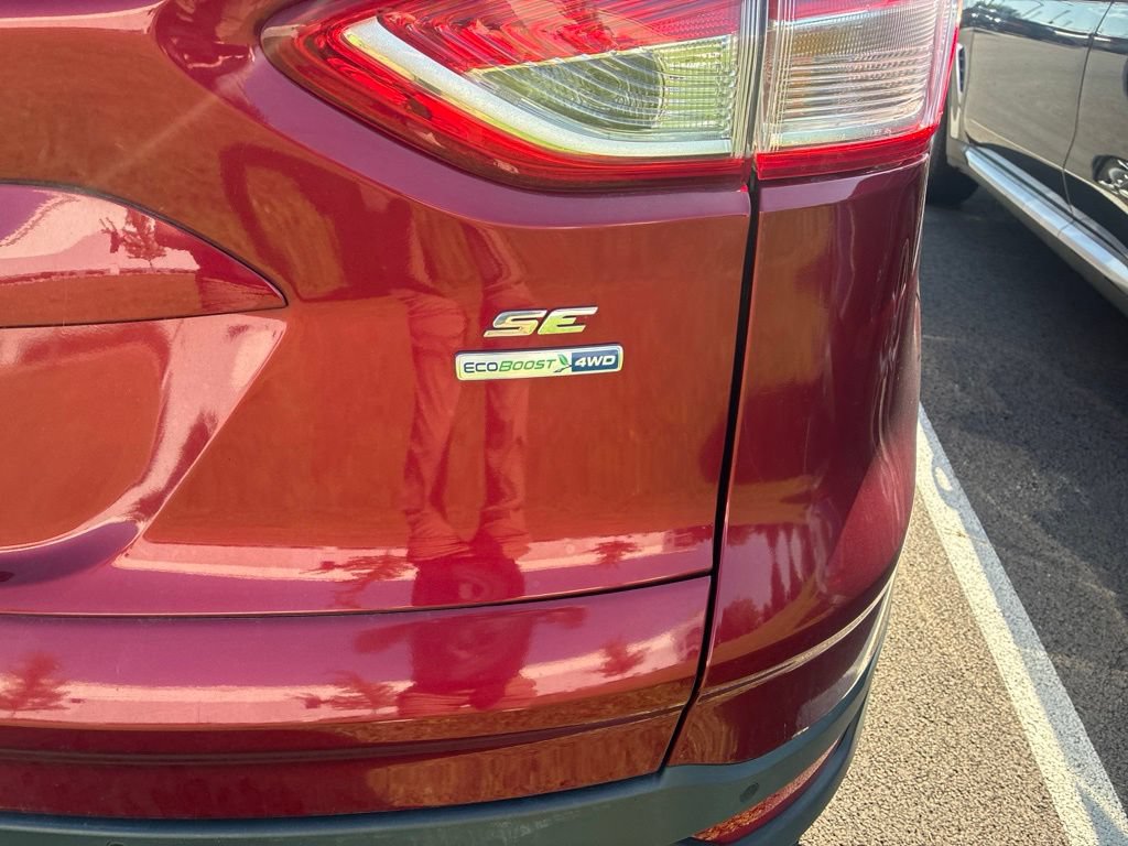 Used 2016 Ford Escape SE w/ Equipment Group 201A AWD/4WD image 7