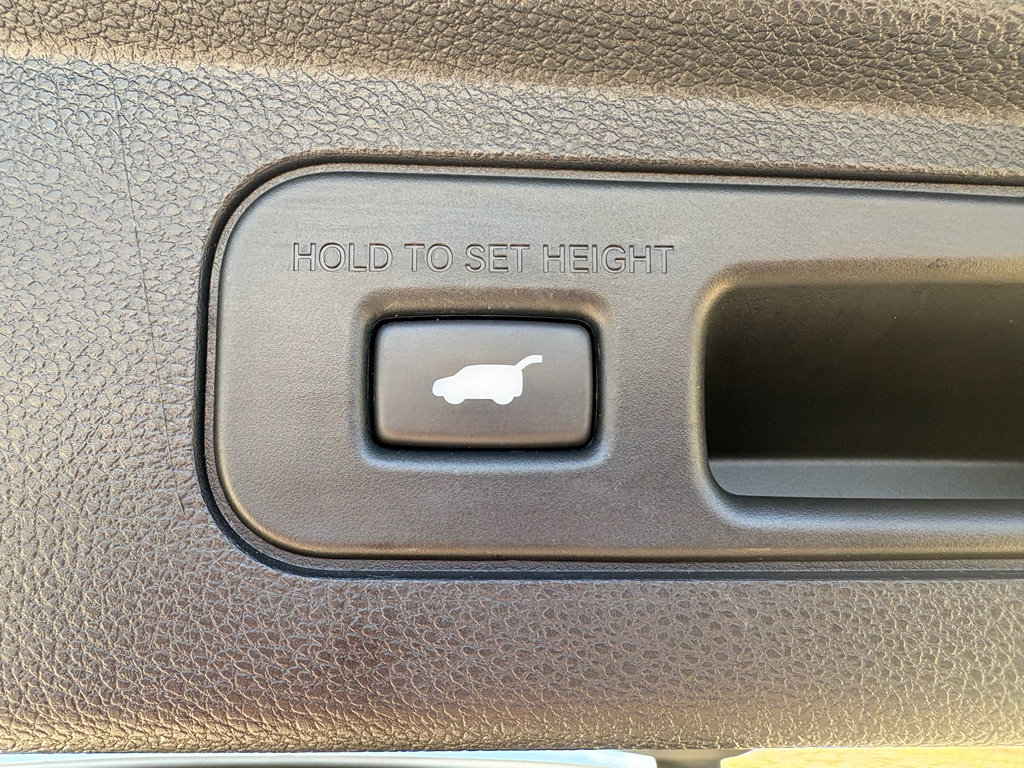 Certified 2023 Honda Odyssey Touring image 36