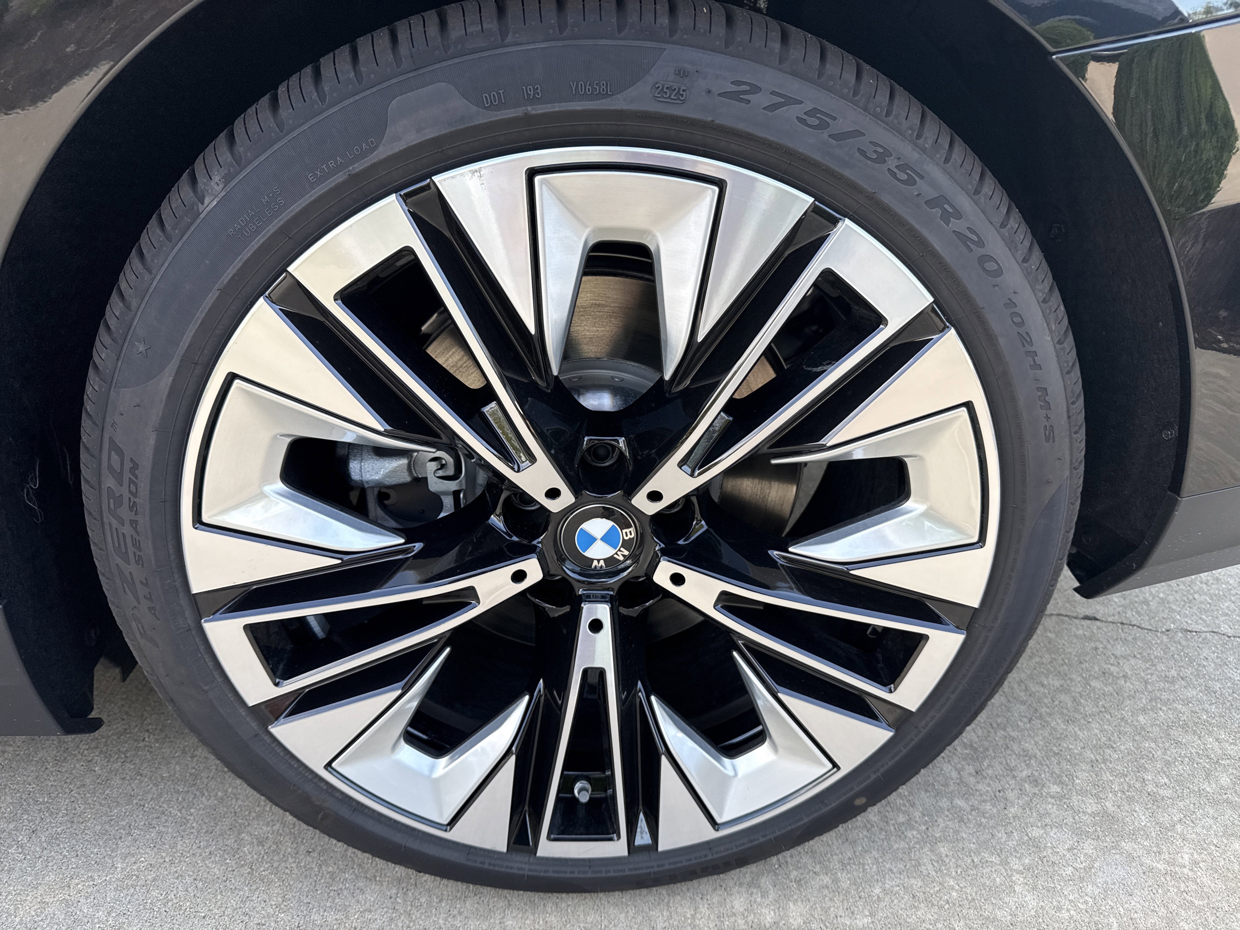New 2026 BMW i5 eDrive40 image 26