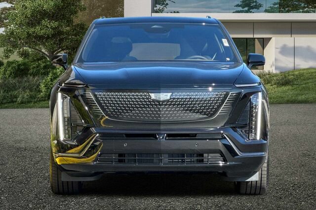 New 2027 Cadillac Vistiq Luxury w/ LPO, Floor Liner Package AWD/4WD image 9