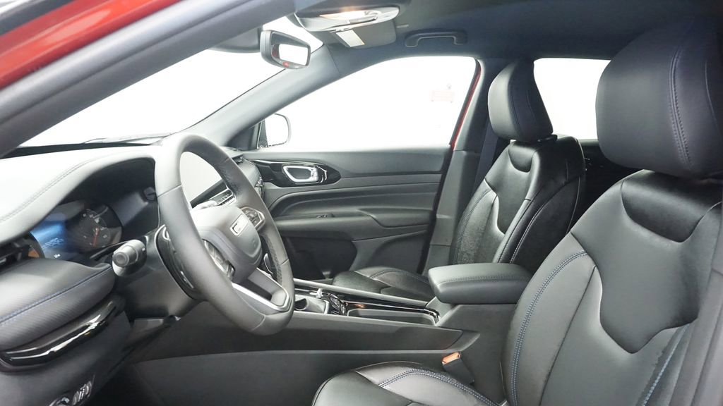 New 2026 Jeep Compass Limited image 31