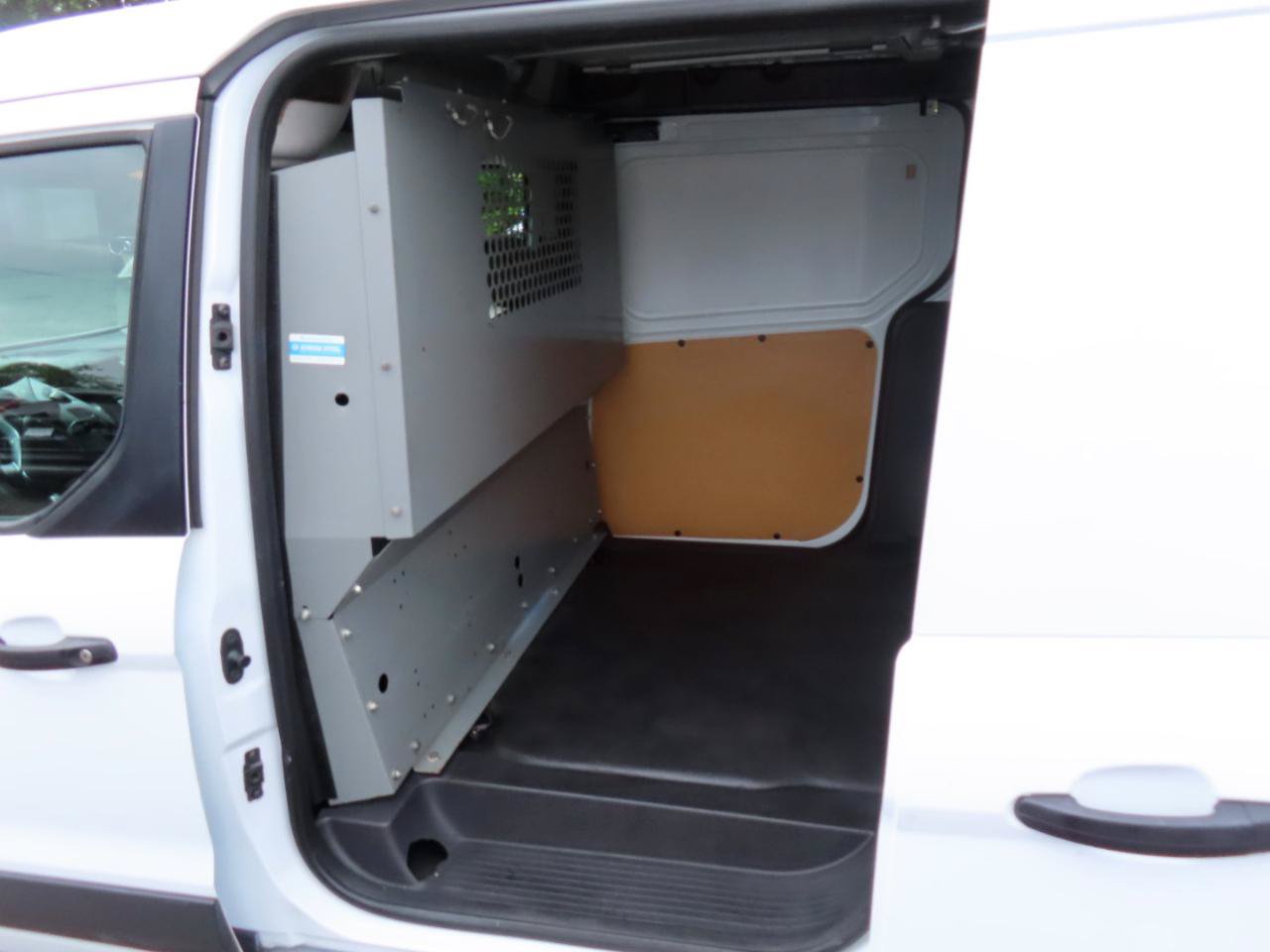 Used 2017 Ford Transit Connect XL FWD image 8
