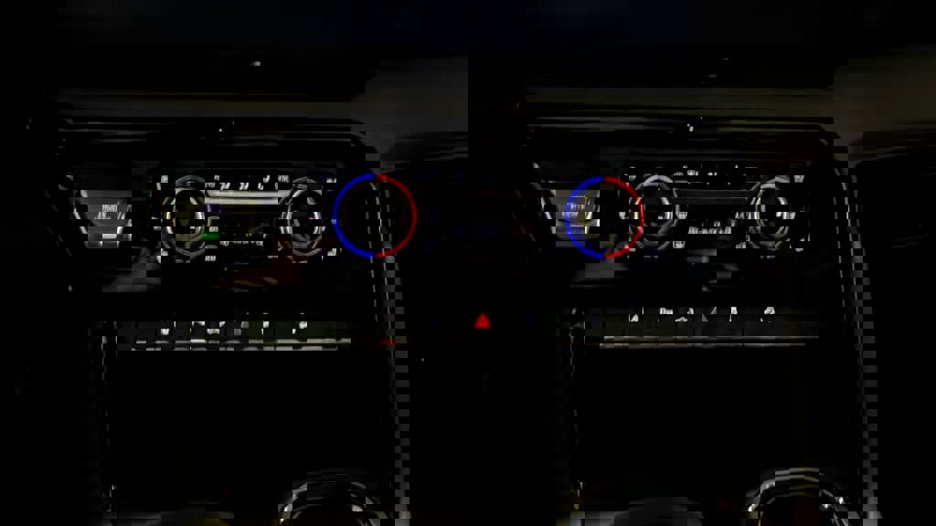 New 2026 GMC Sierra 2500 AT4 w/ AT4 Premium Plus Package image 28