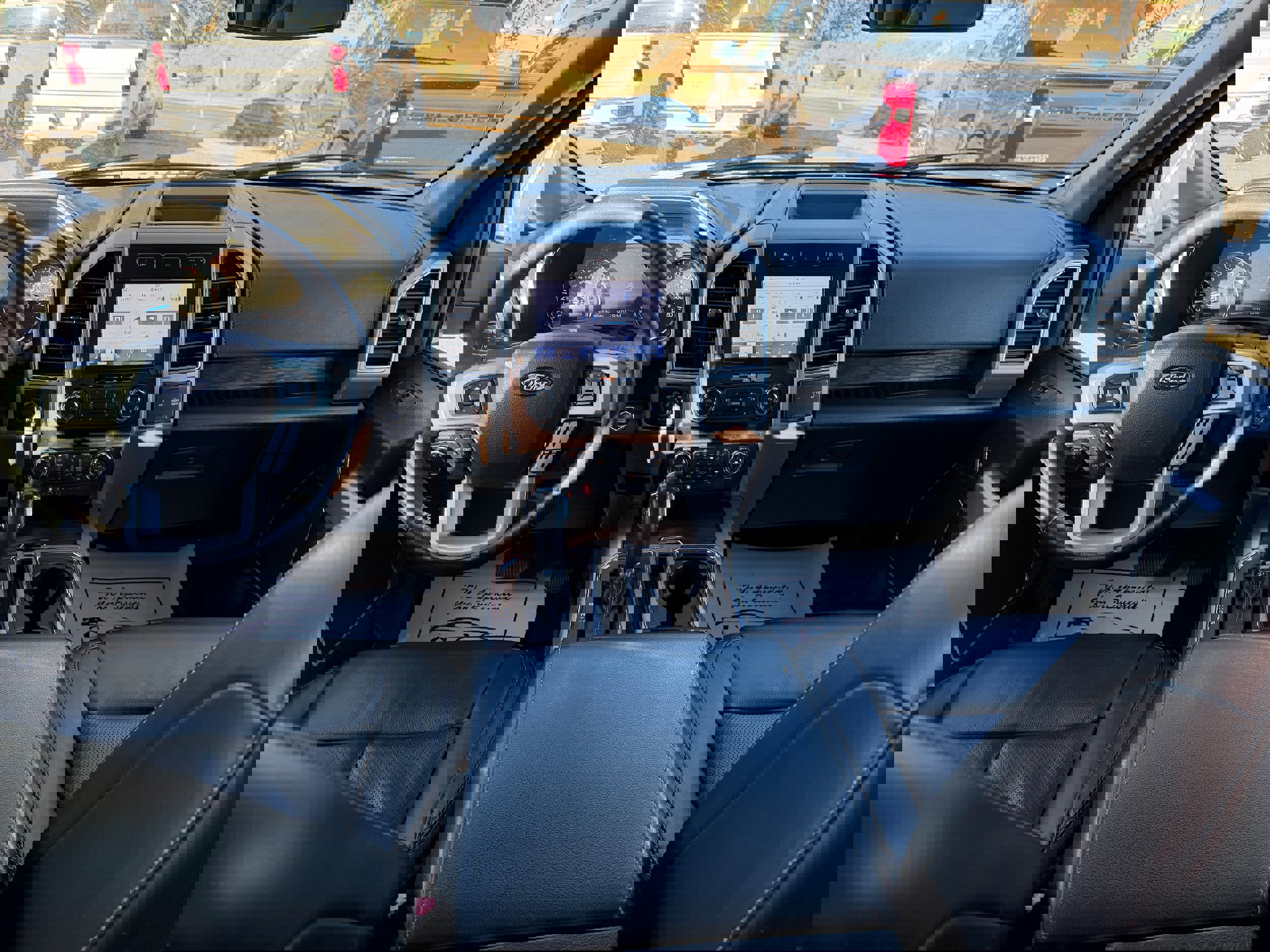 Used 2020 Ford F150 Lariat image 13