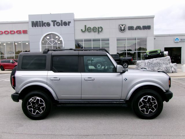 Used 2022 Ford Bronco Outer Banks image 5