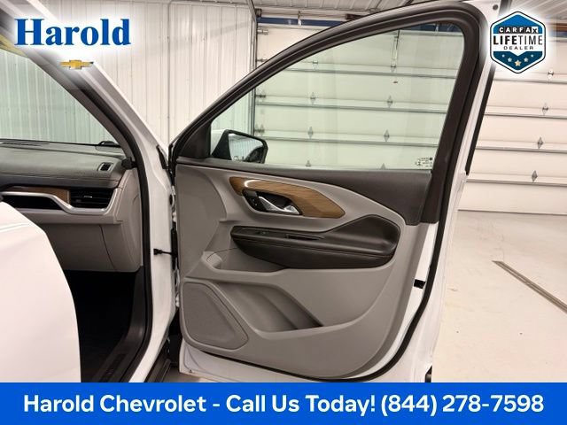 Used 2021 GMC Terrain SLE w/ Driver Convenience Package FWD image 10