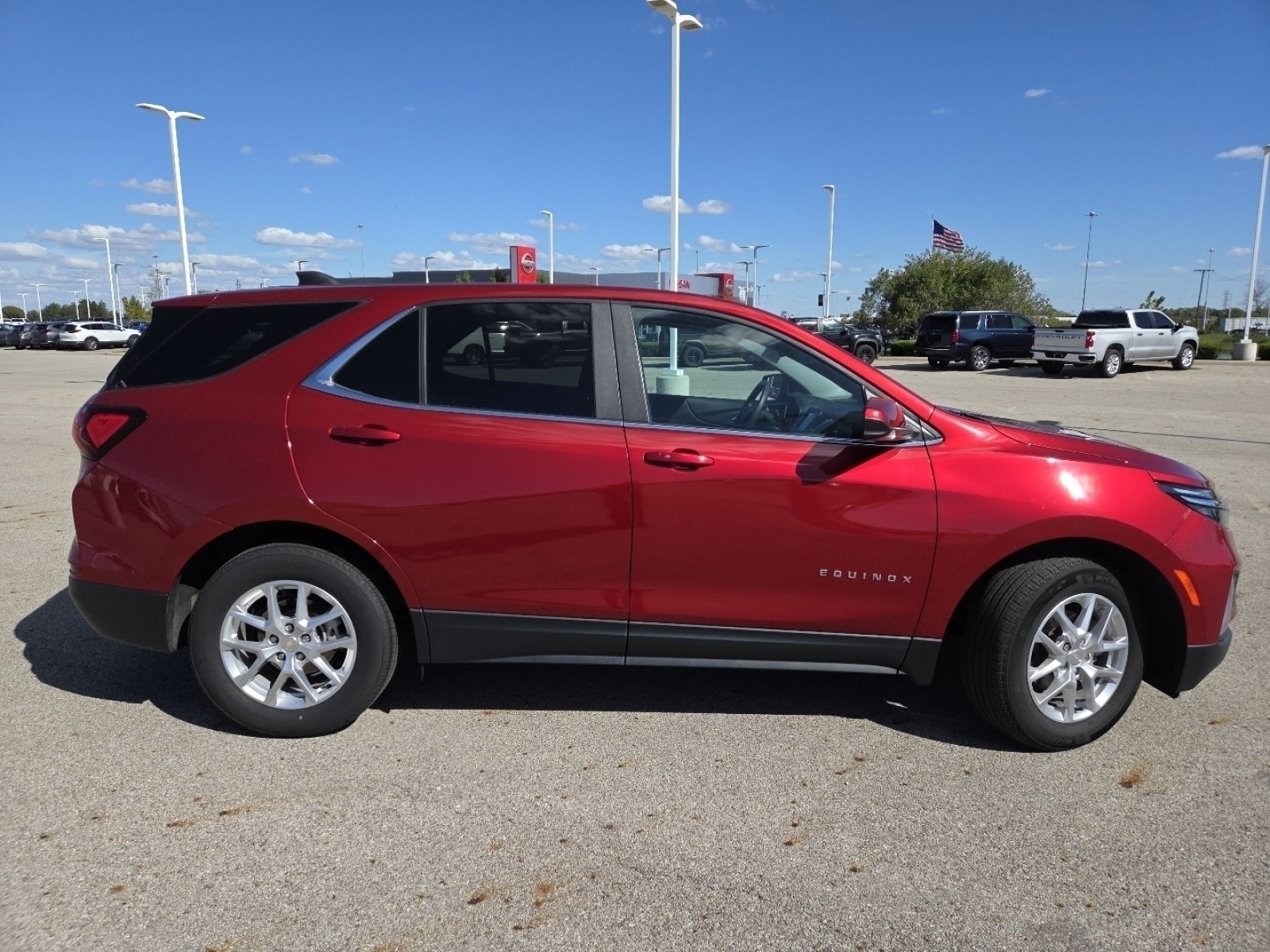 Used 2023 Chevrolet Equinox LT image 20
