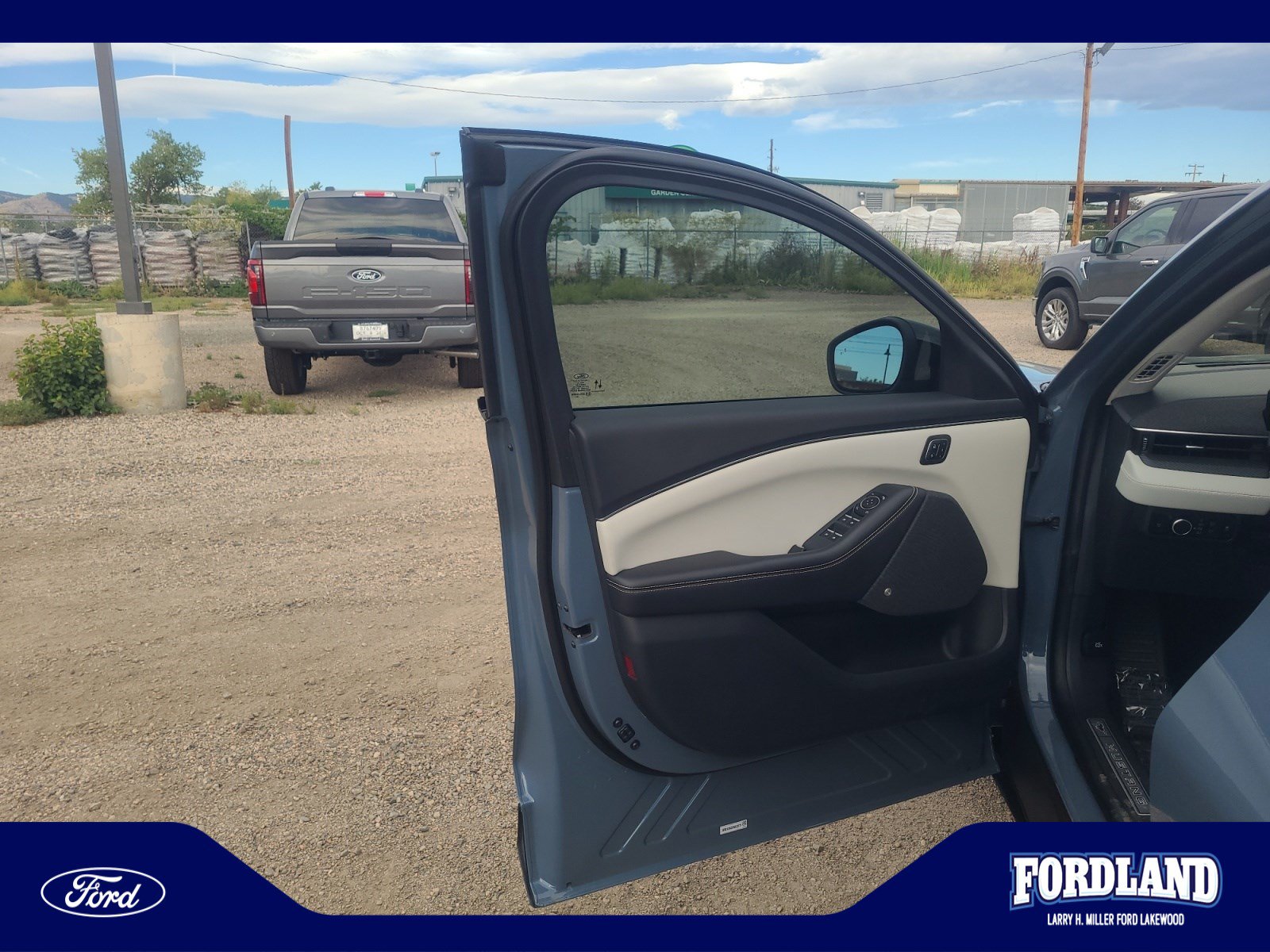 Used 2023 Ford Mustang Mach-E Premium RWD image 13