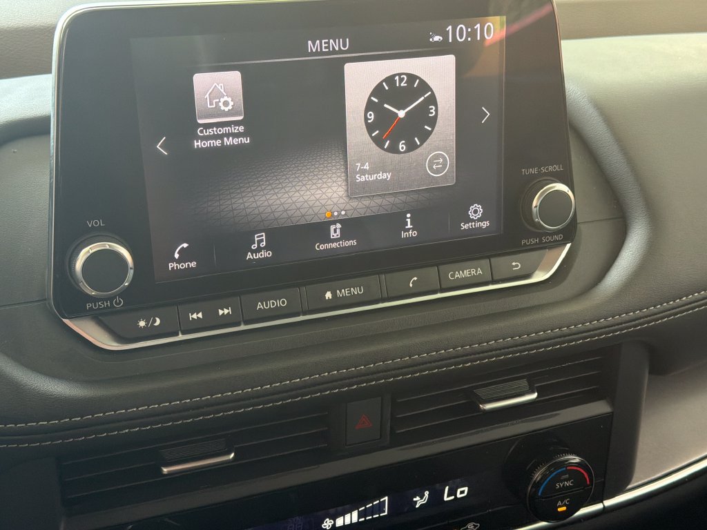 Used 2023 Nissan Rogue SV FWD image 7