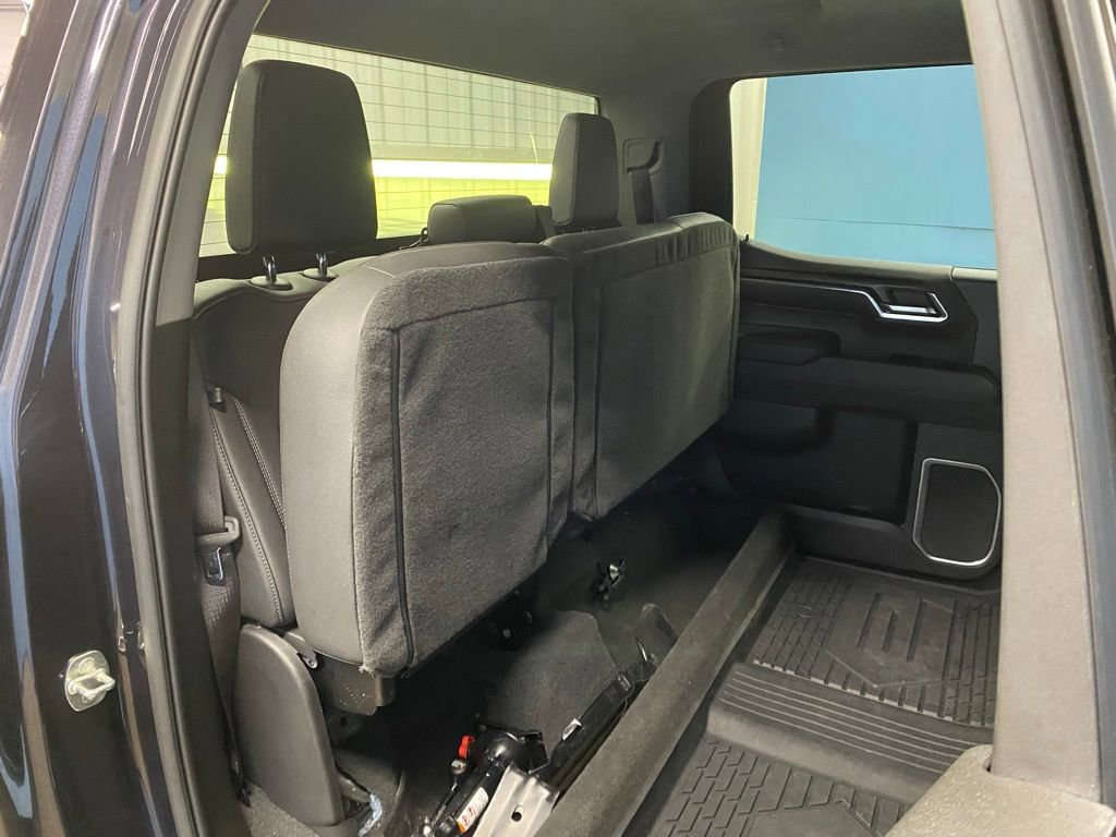 Used 2022 GMC Sierra 1500 SLT w/ SLT Convenience Package AWD/4WD image 43