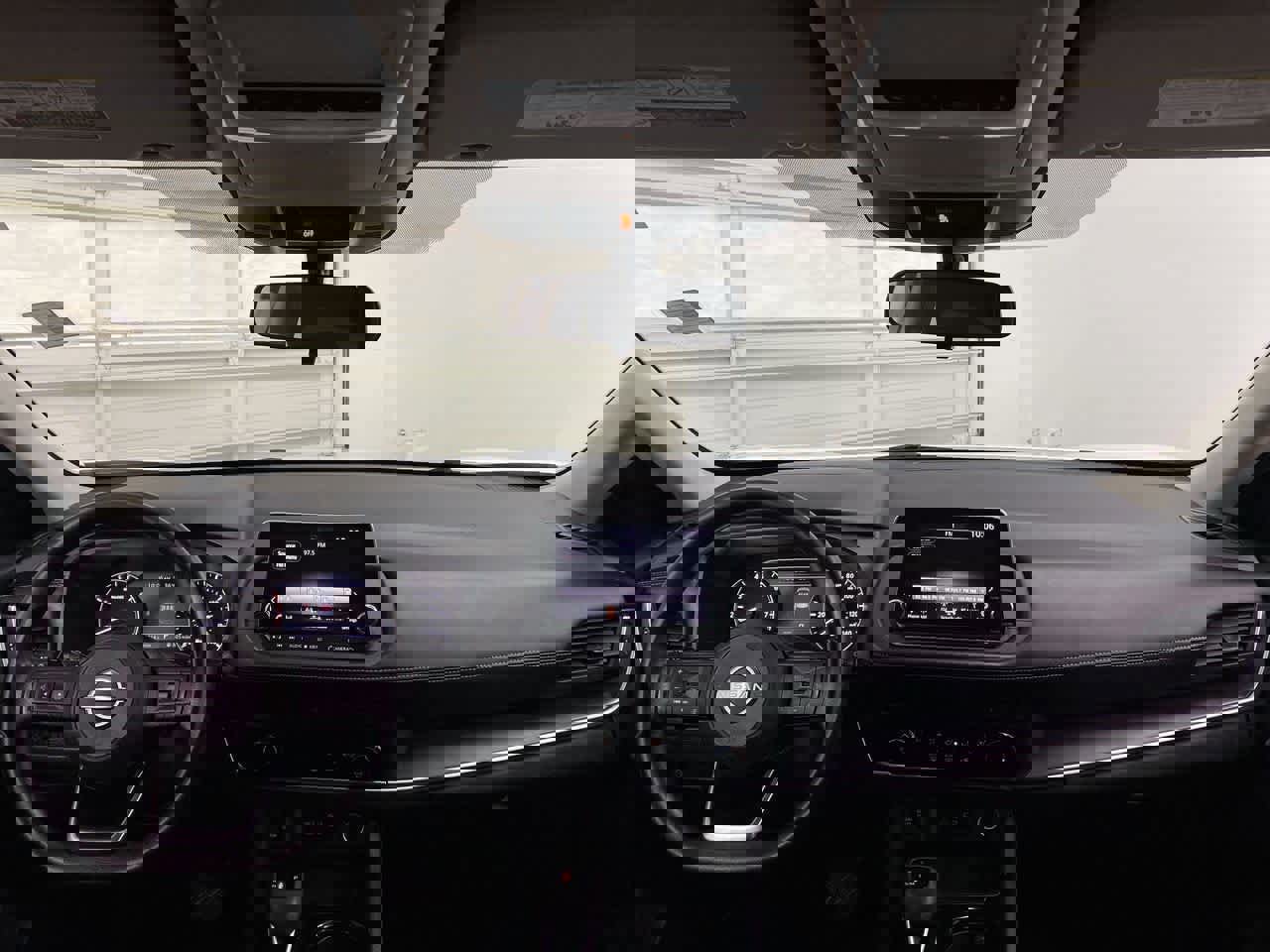 Used 2024 Nissan Rogue S image 12