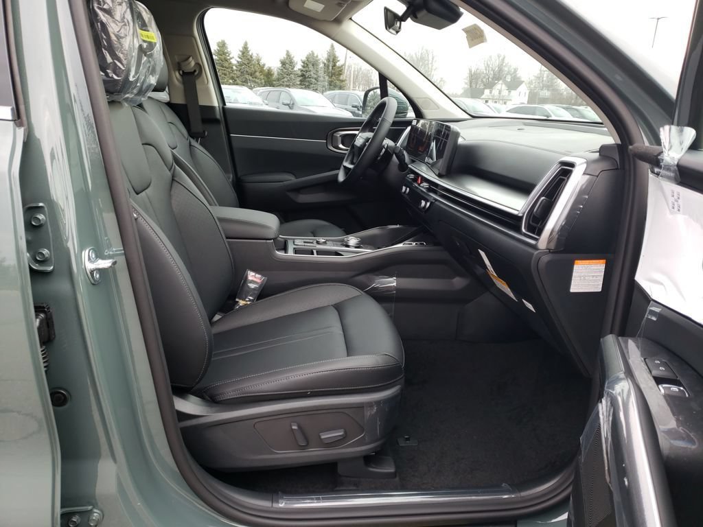 New 2026 Kia Sorento EX AWD/4WD image 19