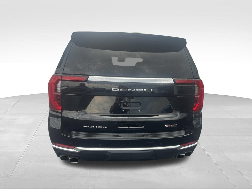 Used 2025 GMC Yukon Denali AWD/4WD image 8