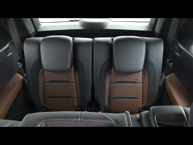 Used 2024 Mercedes-Benz GLS 63 AMG 4MATIC image 28