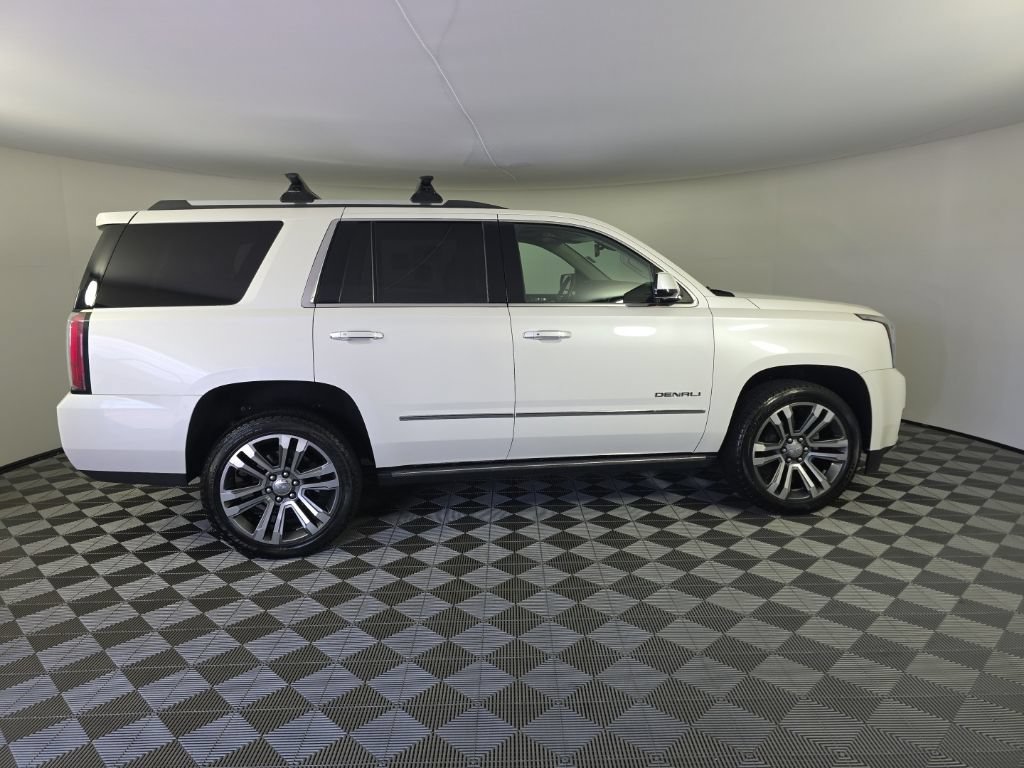 Used 2020 GMC Yukon Denali w/ Denali Premium Package AWD/4WD image 6