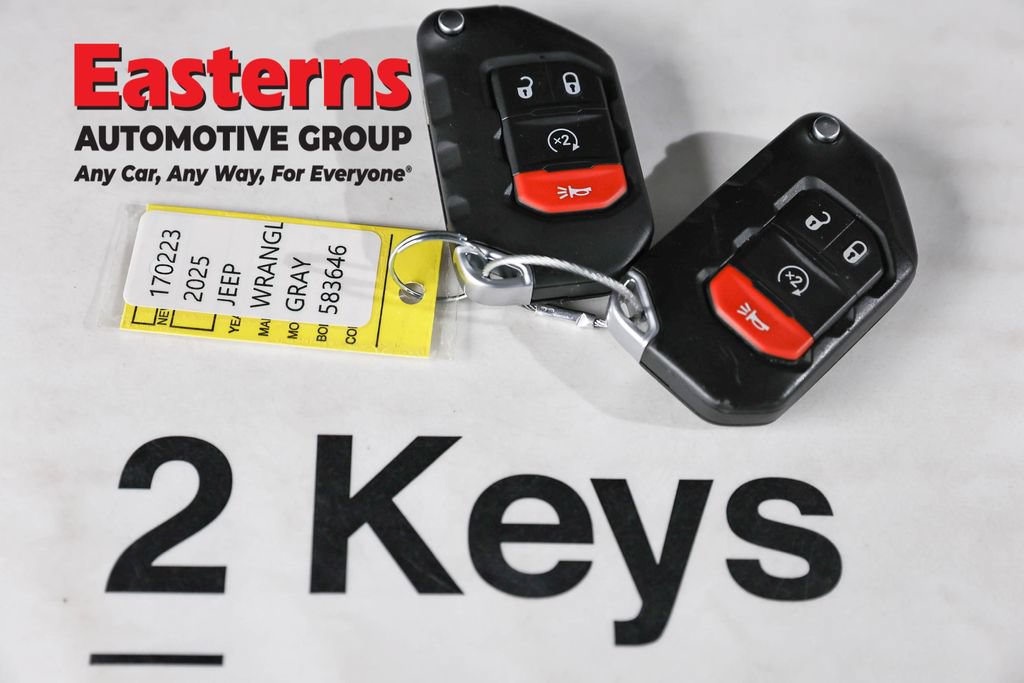 Used 2025 Jeep Wrangler Unlimited Sahara AWD/4WD image 22