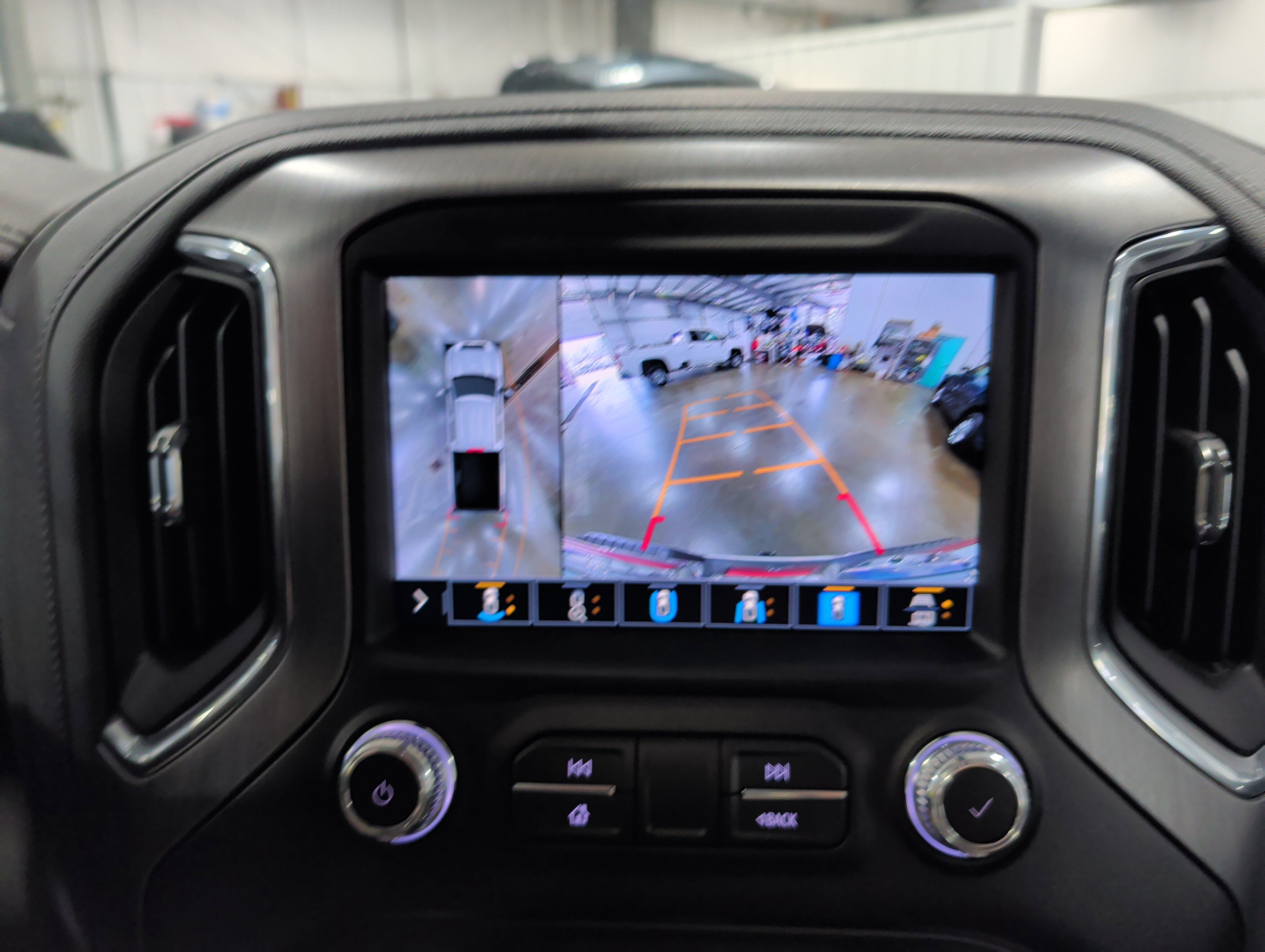 Used 2023 GMC Sierra 2500 Denali image 13