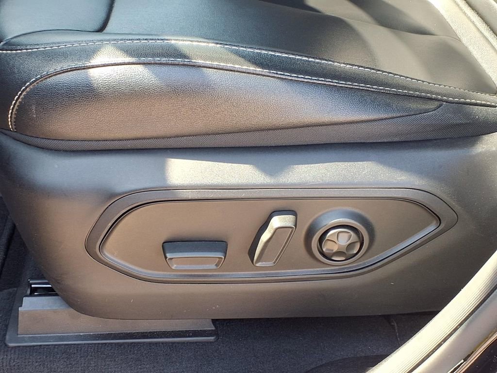 Used 2024 Jeep Grand Cherokee Limited RWD image 20