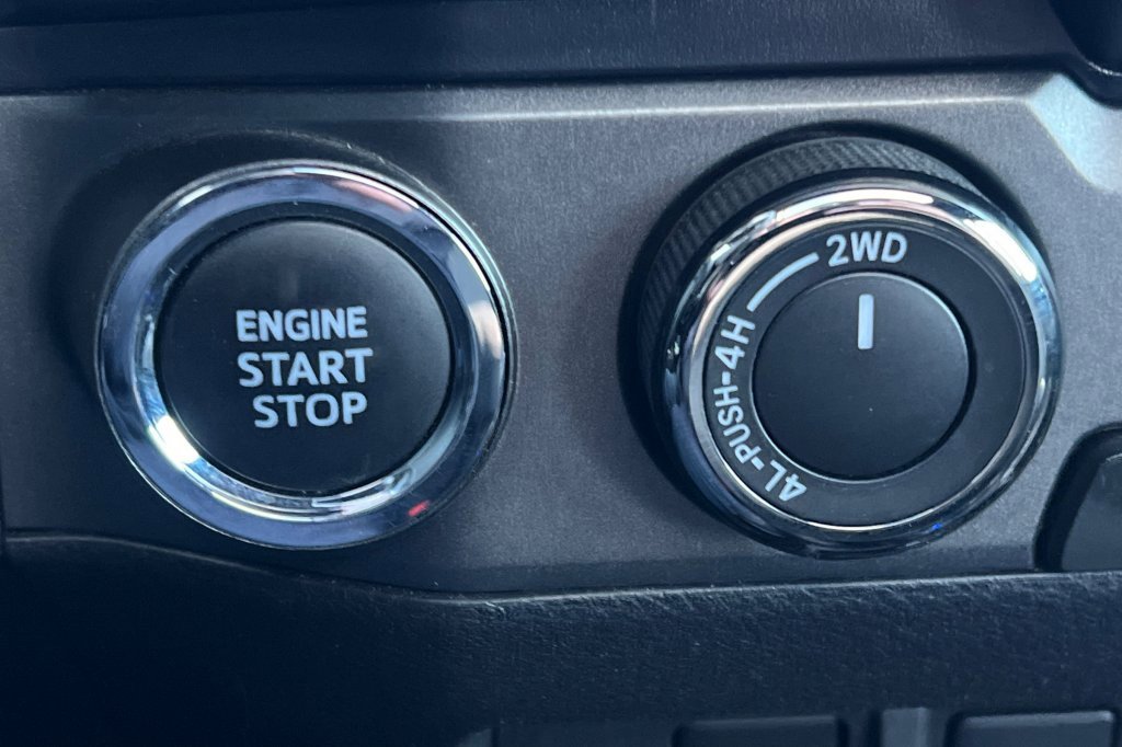 Used 2023 Toyota Tacoma TRD Off-Road image 19