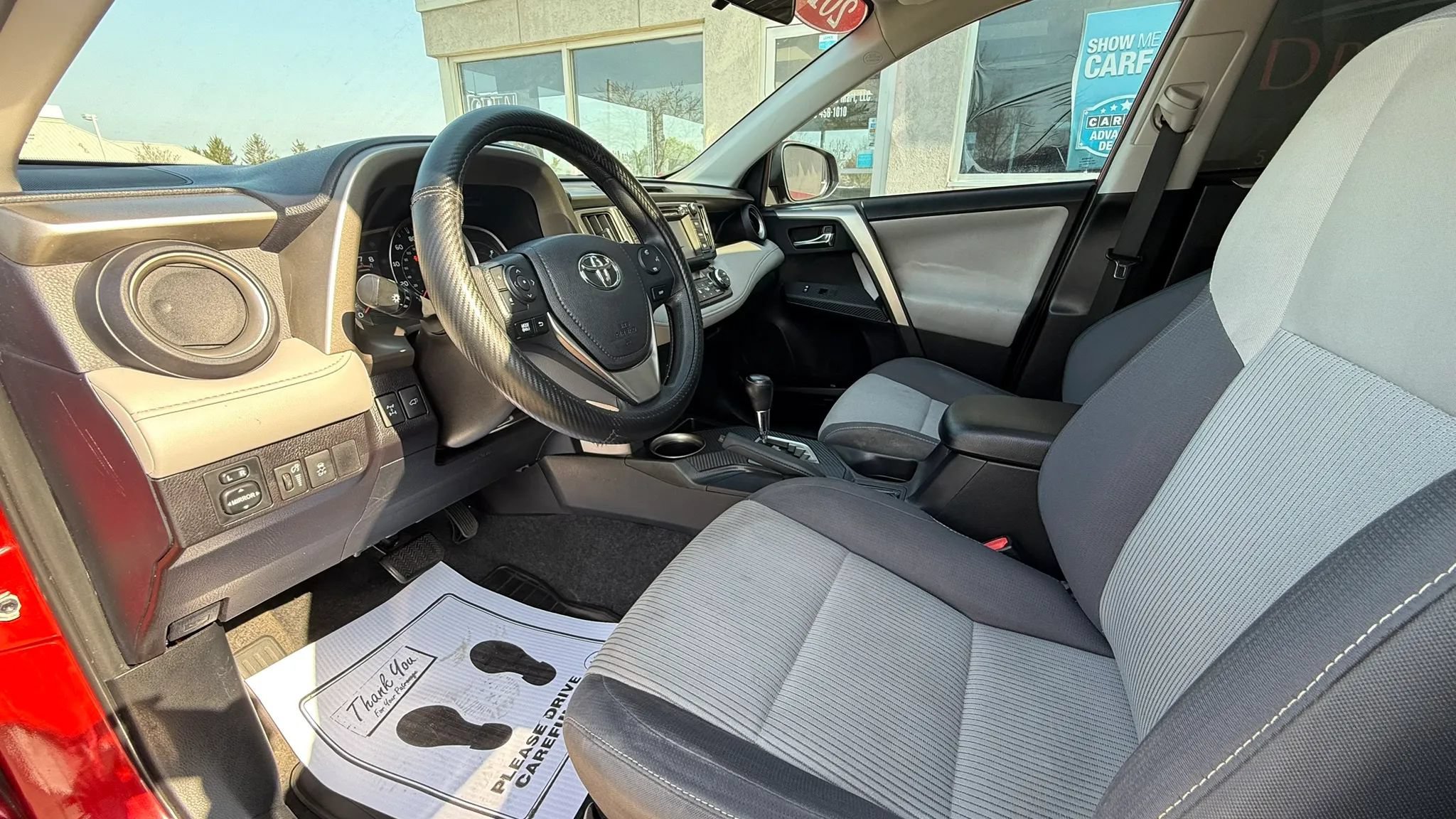 Used 2015 Toyota RAV4 XLE AWD/4WD image 7