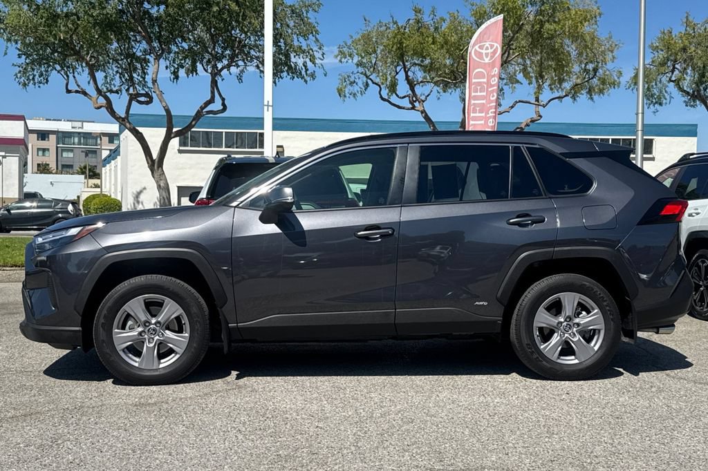 Certified 2025 Toyota RAV4 XLE AWD/4WD image 6