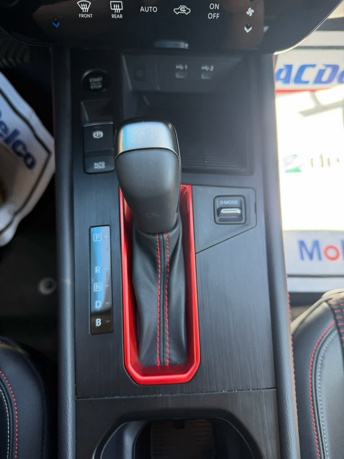 Used 2025 Nissan Kicks SR AWD/4WD image 12