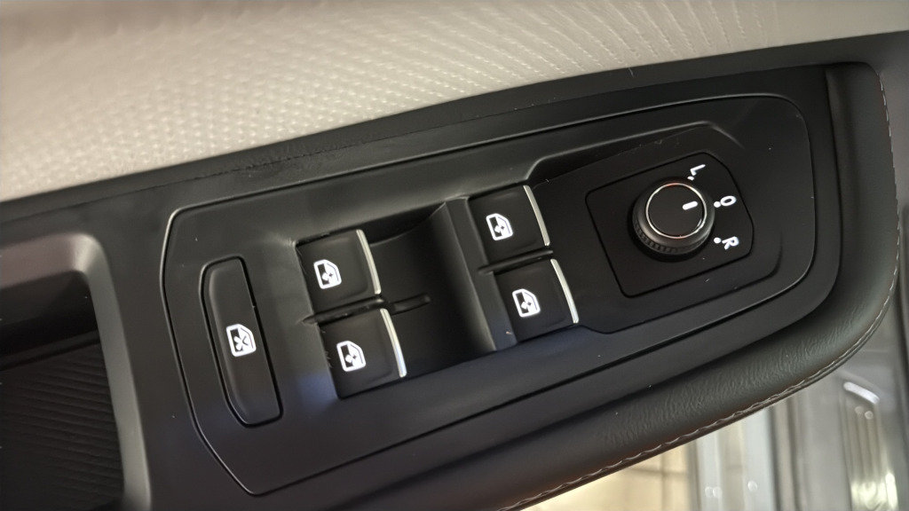 New 2026 Volkswagen Atlas Peak Edition AWD/4WD image 15