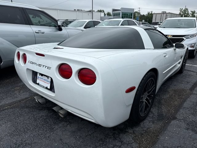 Used 2000 Chevrolet Corvette Coupe w/ Memory Pkg RWD image 4