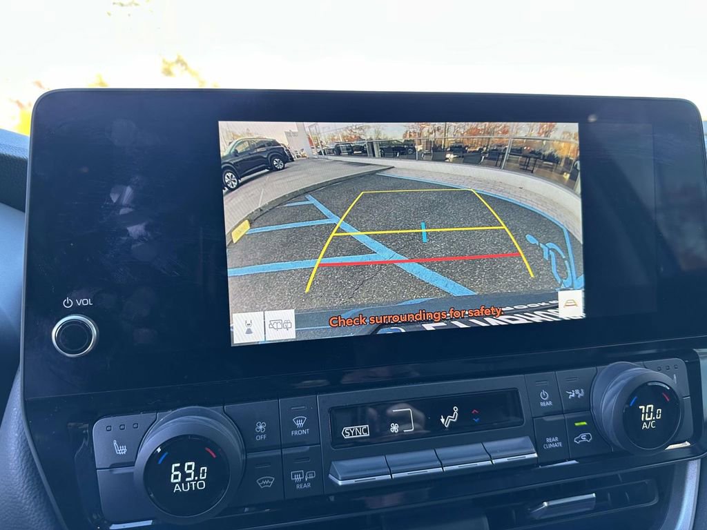 Used 2024 Toyota Grand Highlander Limited image 28