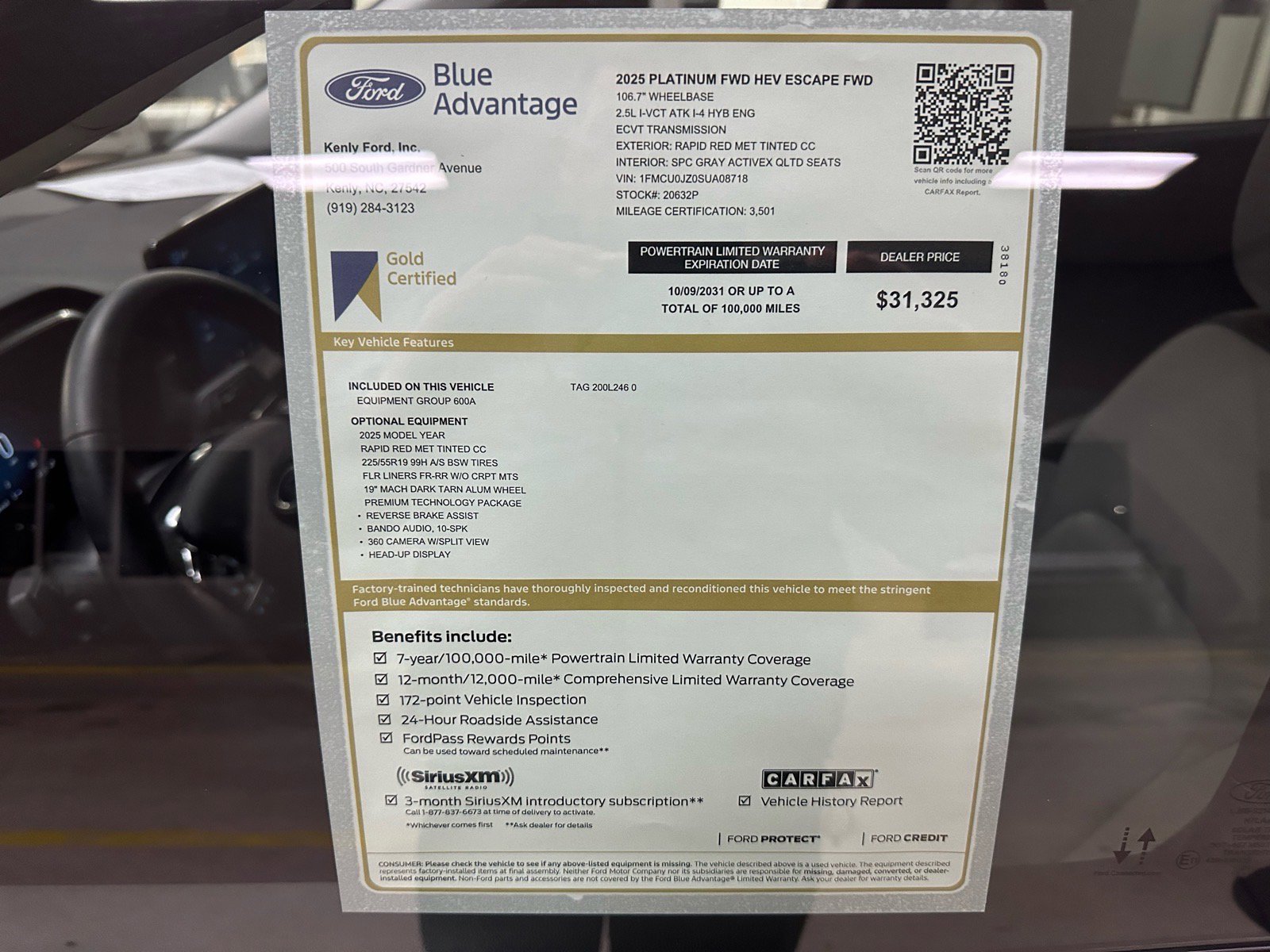 Certified 2025 Ford Escape Platinum w/ Premium Technology Package image 5