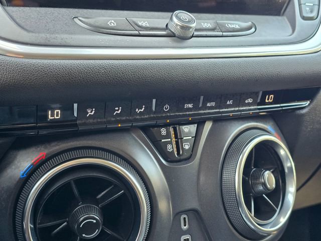 Used 2023 Chevrolet Blazer LT w/ Midnight/Sport Edition FWD image 32