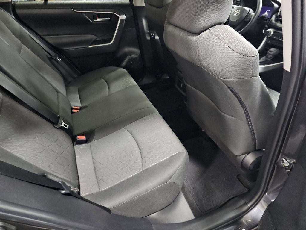 Used 2023 Toyota RAV4 XLE image 6